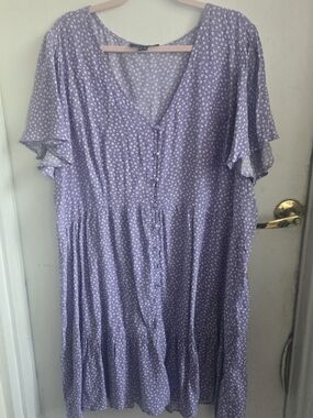 Forever 21+  Lavender Floral V-Neck Dress Plus Size
